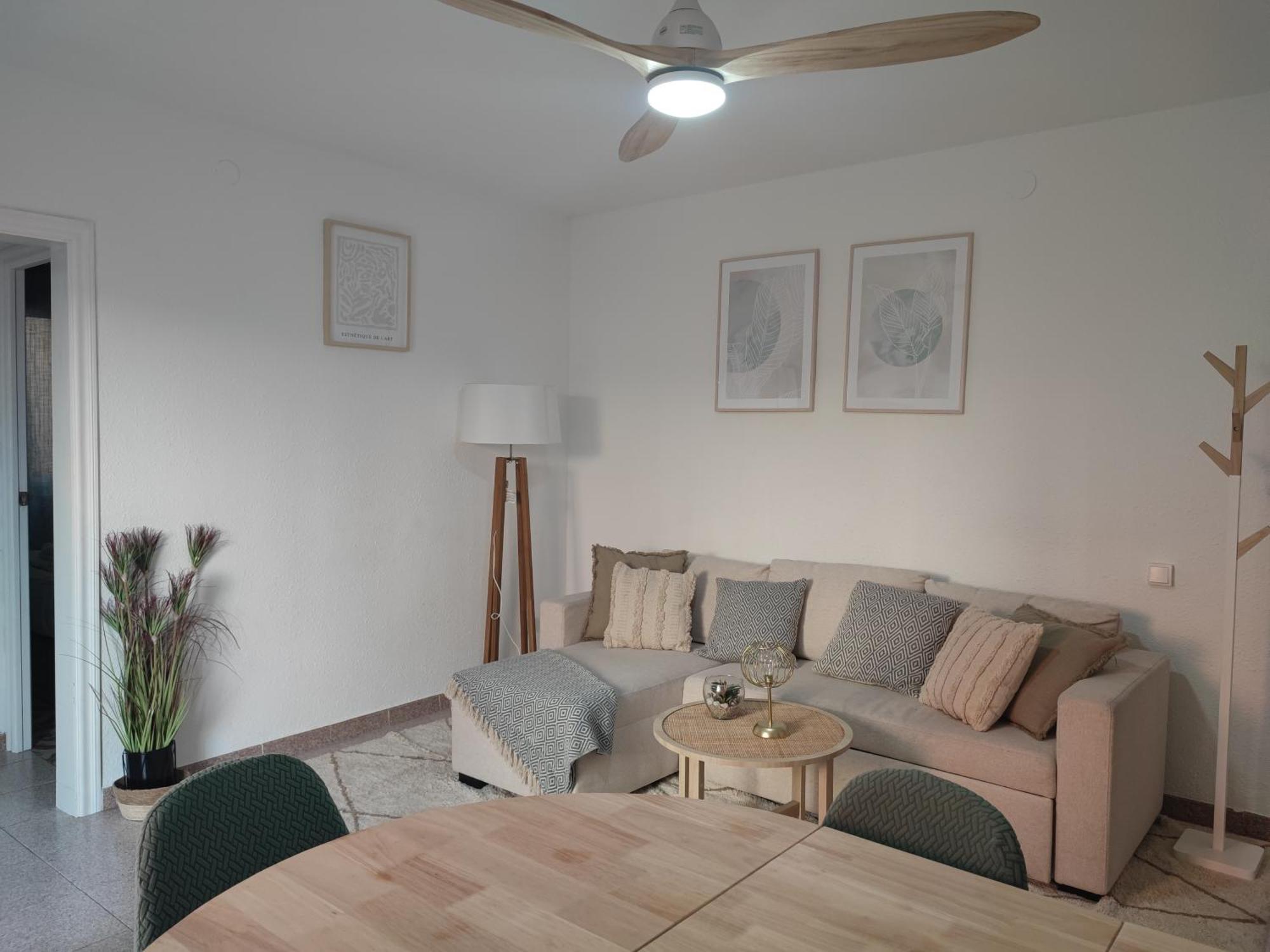 Feel Welcome Barcelona Apartment Cornella de Llobregat Ngoại thất bức ảnh