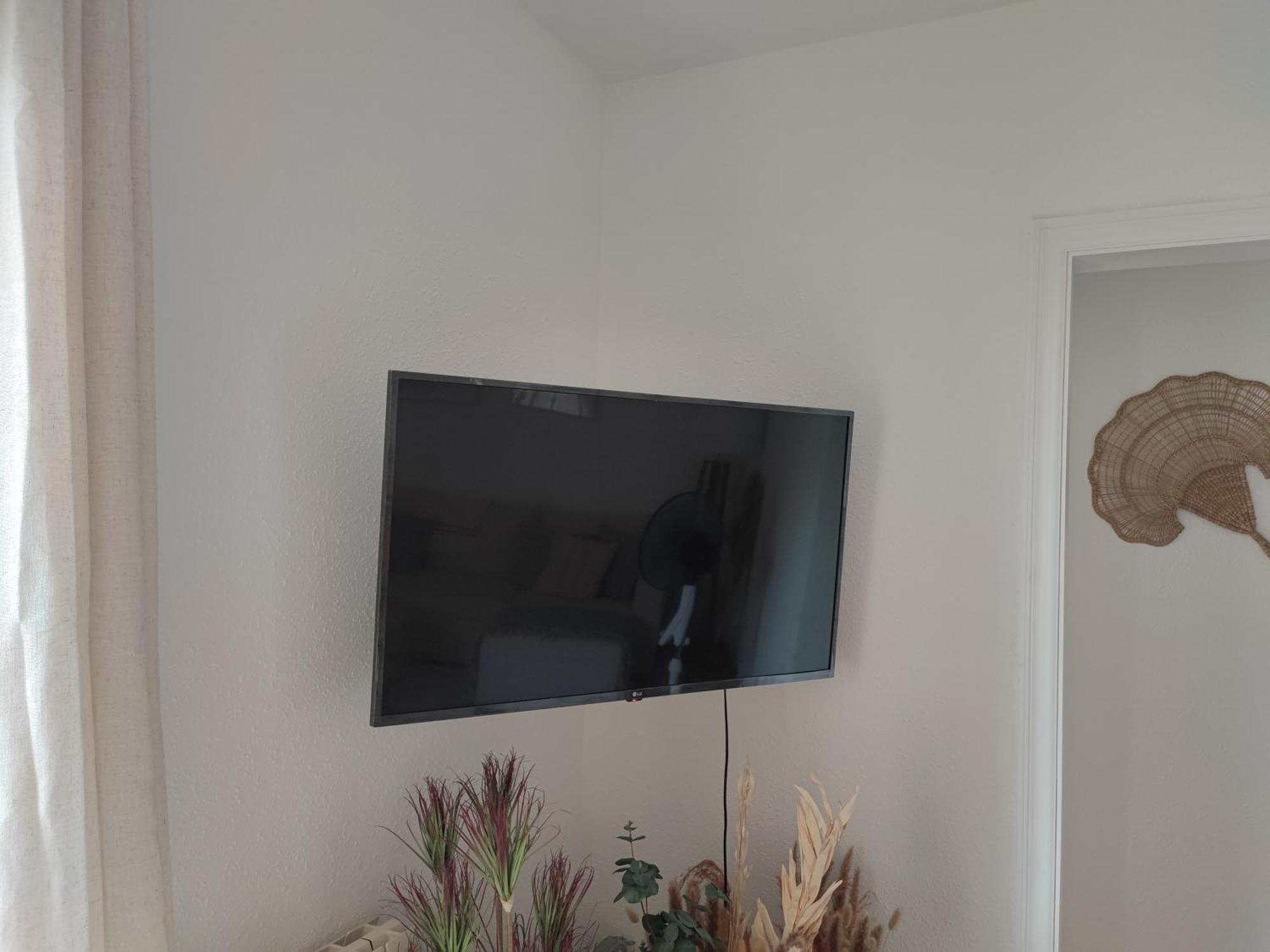 Feel Welcome Barcelona Apartment Cornella de Llobregat Ngoại thất bức ảnh