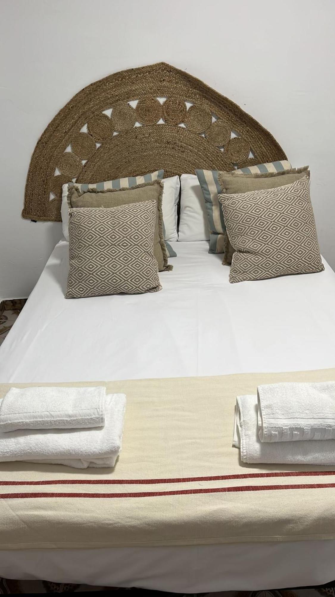 Feel Welcome Barcelona Apartment Cornella de Llobregat Ngoại thất bức ảnh